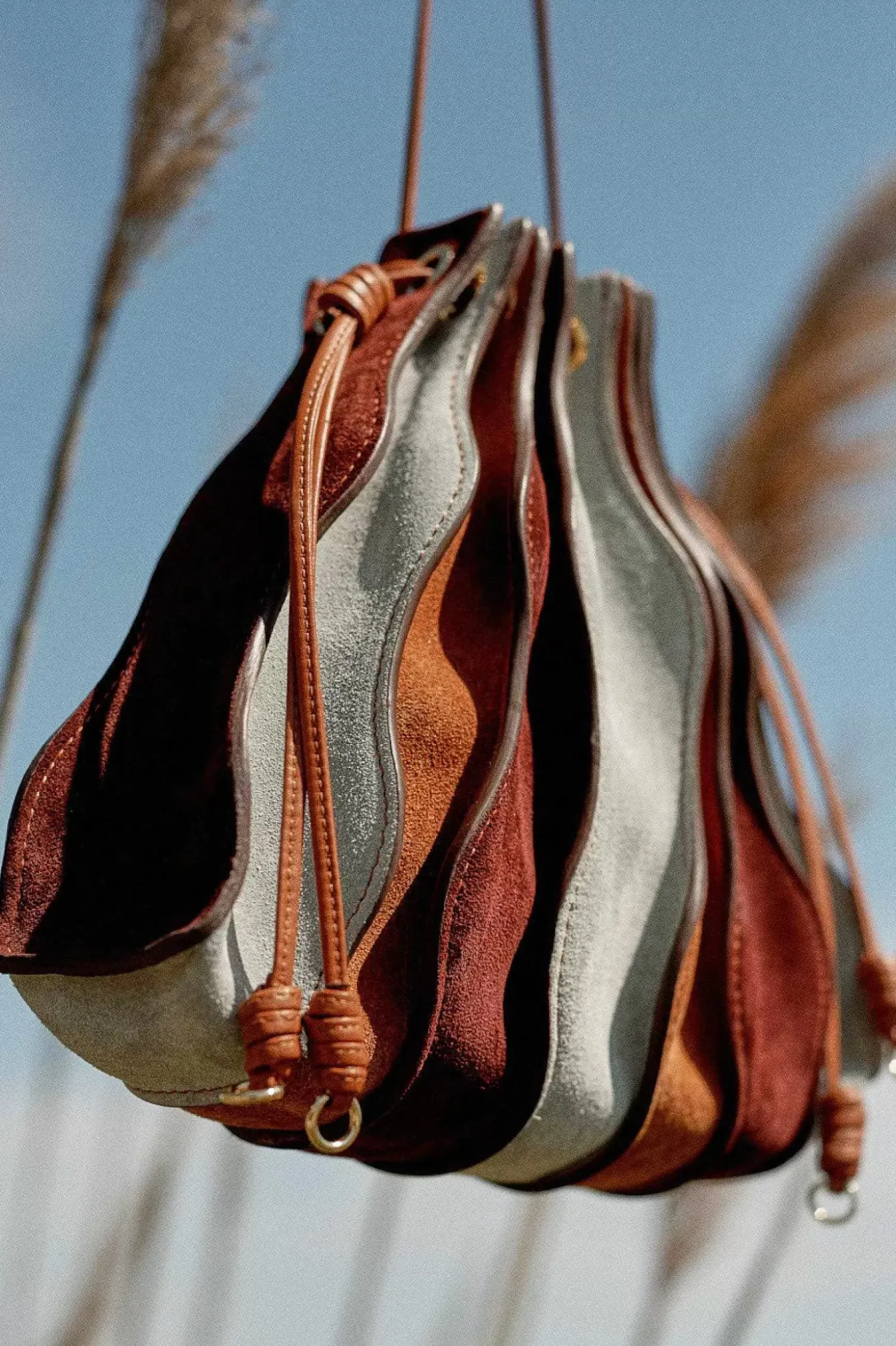 Ulla Johnson Adria Liten Plissert Bolgeveske