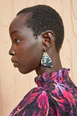 Ulla Johnson Hammered Chain Organic Stone Oredobber