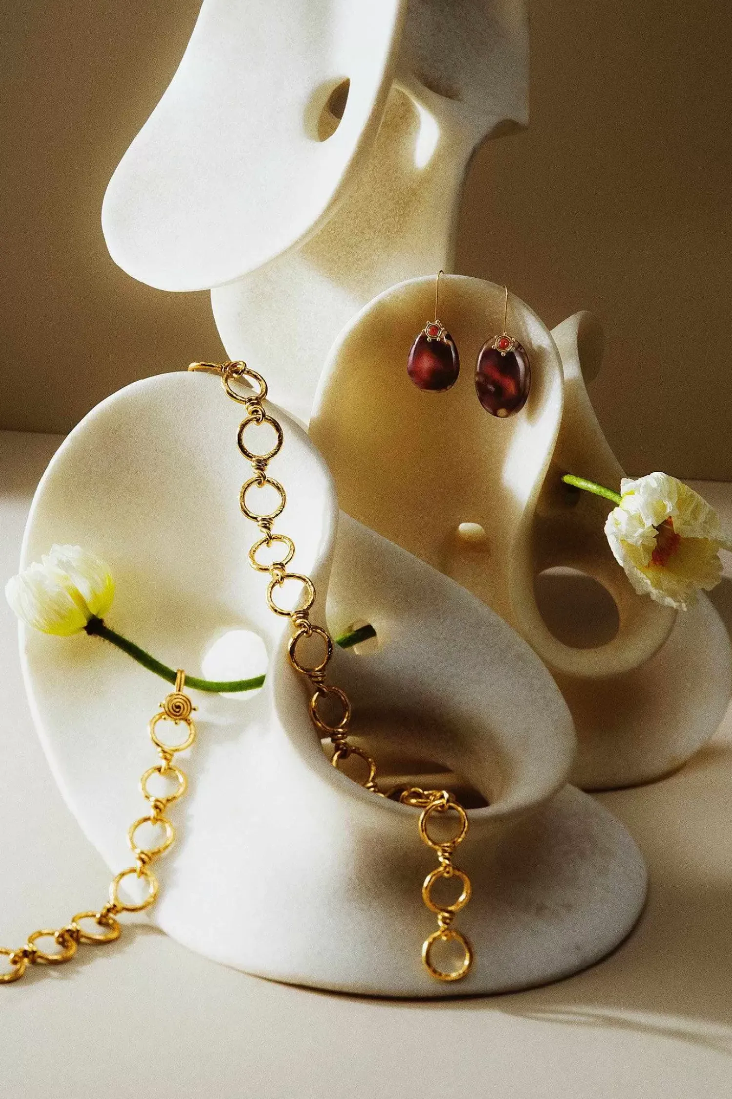 Ulla Johnson Hammered Circle Chain Armband